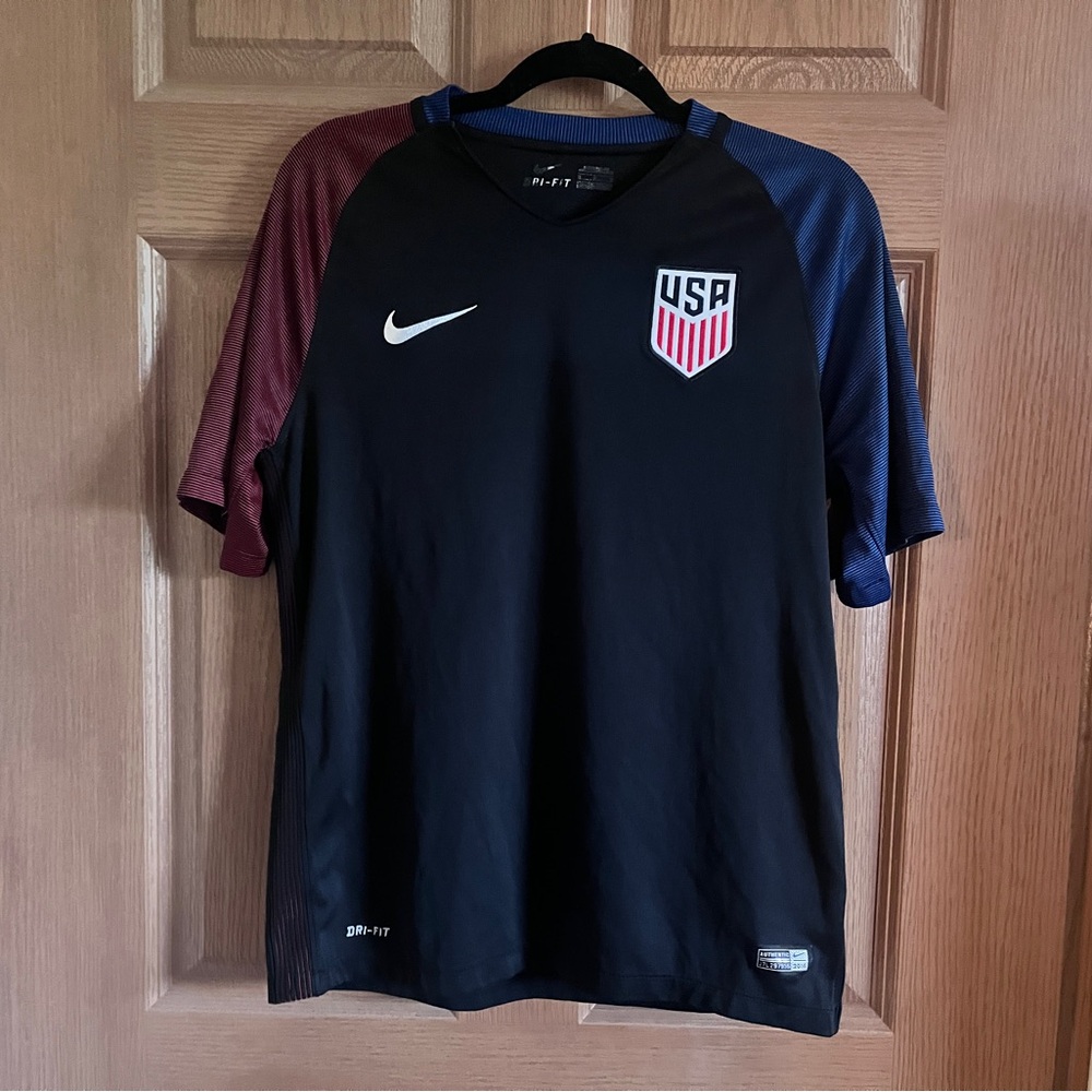 Men’s Nike Soccer Jersey